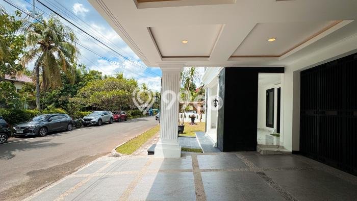 Rumah Mewah LB 500m2 Siap Pakai Desain Elegan di Sektor 8 - Bintaro, Tangerang Selatan Rumah Mewah LB 500m2 Siap Pakai Desain Elegan di Sektor 8 - Bintaro, Tangerang Selatan