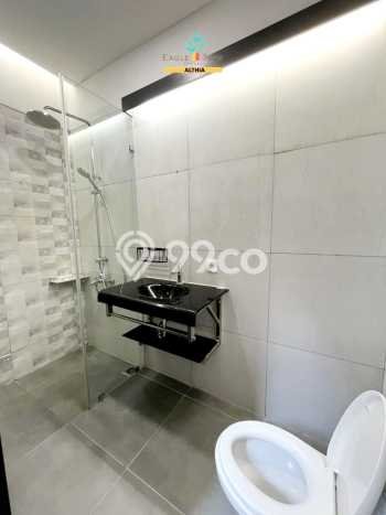 Rumah Strategis Minimalis Lb 120m2 di Ciputat, Tangerang Selatan Rumah Strategis Minimalis Lb 120m2 di Ciputat, Tangerang Selatan
