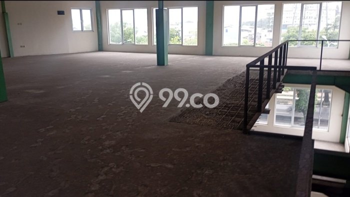Ruko Area Strategis di , Luas 759m2m², Disewakan Ruko Area Strategis di , Luas 759m2m², Disewakan