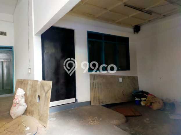 Unit Ruko Dijual di Jakarta Barat LT 126m2 & LB 250m2 Unit Ruko Dijual di Jakarta Barat LT 126m2 & LB 250m2
