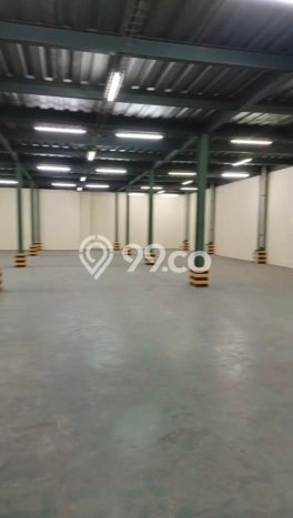 Disewakan Gudang di Kawasan Ramai Bandengan Luas 1428m2 Disewakan Gudang di Kawasan Ramai Bandengan Luas 1428m2