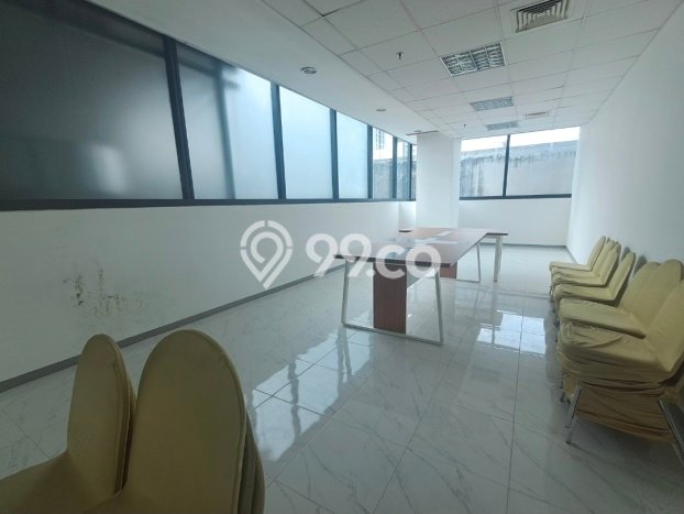 Kantor Disewa di Jakarta Selatan dengan LB 1200m2 Area Komersial Ramai Kantor Disewa di Jakarta Selatan dengan LB 1200m2 Area Komersial Ramai