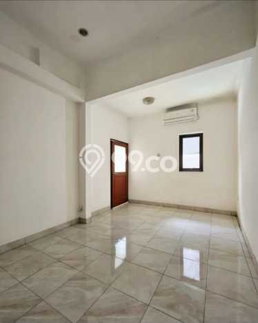 Dijual Rumah Luas Megah Dengan View Eksklusif di Pondok Indah, Jakarta Selatan Dijual Rumah Luas Megah Dengan View Eksklusif di Pondok Indah, Jakarta Selatan