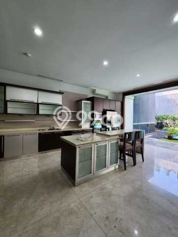 Rumah Luxury Modern Siap Huni di Pondok Indah Jakarta Selatan Rumah Luxury Modern Siap Huni di Pondok Indah Jakarta Selatan