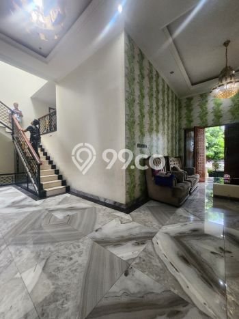 Dijual Rumah Elit Exclusive di Kebayoran Lama, Jakarta Selatan Dijual Rumah Elit Exclusive di Kebayoran Lama, Jakarta Selatan