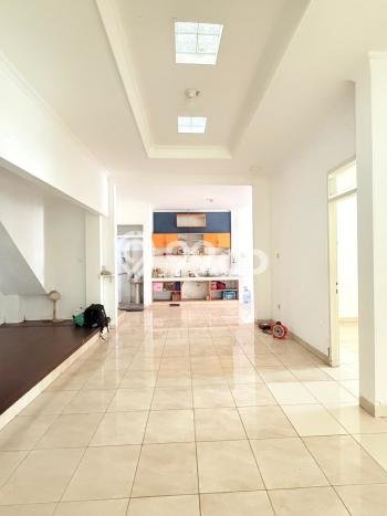 Rumah Modern 5 Kamar LT 268m2 di Cinere Rumah Modern 5 Kamar LT 268m2 di Cinere