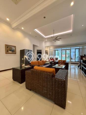 Dijual Rumah Mewah Megah Dengan View Eksklusif di Pondok Indah, Jakarta Selatan Dijual Rumah Mewah Megah Dengan View Eksklusif di Pondok Indah, Jakarta Selatan
