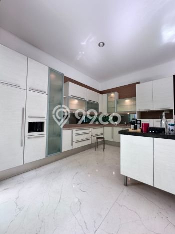 Rumah Luxury Modern Siap Huni di Pondok Indah Jakarta Selatan Rumah Luxury Modern Siap Huni di Pondok Indah Jakarta Selatan