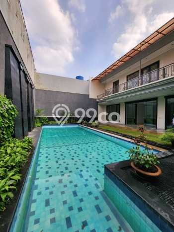 Rumah Luxury Modern Siap Huni di Pondok Indah Jakarta Selatan Rumah Luxury Modern Siap Huni di Pondok Indah Jakarta Selatan