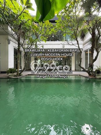 Siap Huni Hunian Elit 4 Kamar di Kebayoran Baru Dekat ke Mana Saja Siap Huni Hunian Elit 4 Kamar di Kebayoran Baru Dekat ke Mana Saja