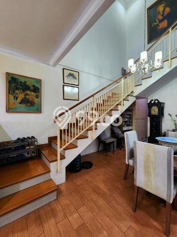 Rumah Elit Modern Tanpa Renovasi di Pondok Indah Jakarta Selatan Rumah Elit Modern Tanpa Renovasi di Pondok Indah Jakarta Selatan