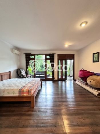 Rumah Elit Modern Tanpa Renovasi di Kemang Jakarta Selatan Rumah Elit Modern Tanpa Renovasi di Kemang Jakarta Selatan