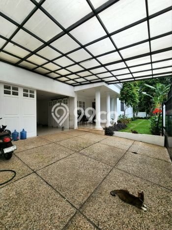 Siap Huni Rumah Mewah 6 Kamar di Kebayoran Lama Dekat ke Mana Pun Siap Huni Rumah Mewah 6 Kamar di Kebayoran Lama Dekat ke Mana Pun