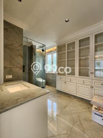 Best Deal Hunian Mewah Ideal dan Luas di Kebayoran Baru, Jakarta Selatan Best Deal Hunian Mewah Ideal dan Luas di Kebayoran Baru, Jakarta Selatan