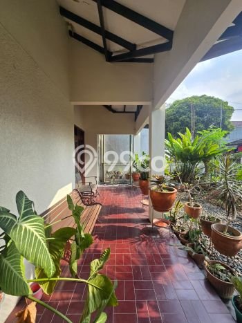 Disewakan Rumah Murah di Pondok Indah Jakarta Selatan dengan 5 KT Disewakan Rumah Murah di Pondok Indah Jakarta Selatan dengan 5 KT
