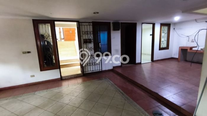 Hunian Mewah Dijual LT 329m2 di Kelapa Gading, Jakarta Utara Hunian Mewah Dijual LT 329m2 di Kelapa Gading, Jakarta Utara