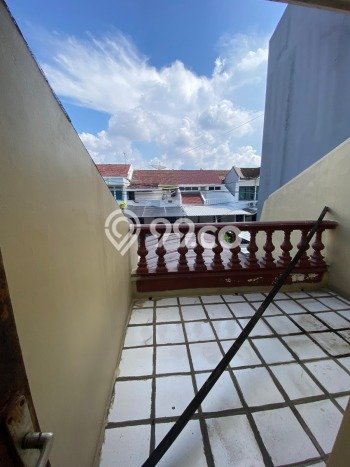 Jual Rumah Strategis Bagus Punya 3 KT di Kelapa Gading Jakarta Utara SHM Jual Rumah Strategis Bagus Punya 3 KT di Kelapa Gading Jakarta Utara SHM