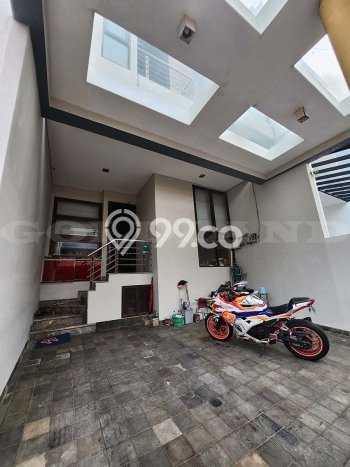 Siap Huni Hunian Elit 3 Kamar di Kelapa Gading Dekat ke Mana Pun Siap Huni Hunian Elit 3 Kamar di Kelapa Gading Dekat ke Mana Pun