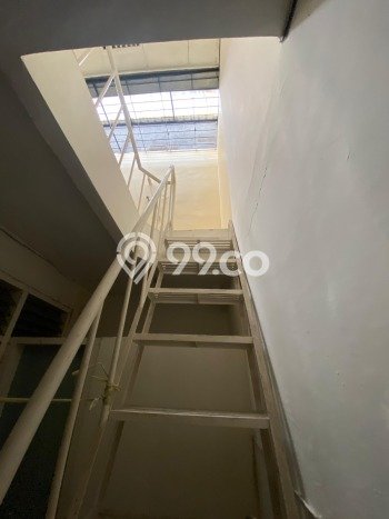 Jual Rumah Strategis Bagus Punya 3 KT di Kelapa Gading Jakarta Utara SHM Jual Rumah Strategis Bagus Punya 3 KT di Kelapa Gading Jakarta Utara SHM