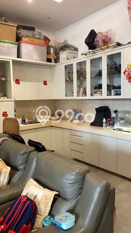 Rumah Elit LB 198m2 Siap Pakai Desain Elegan di Sunter, Jakarta Utara Rumah Elit LB 198m2 Siap Pakai Desain Elegan di Sunter, Jakarta Utara
