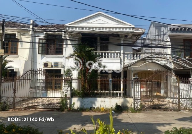 Rumah Mewah Dijual LT 240m2 di Kelapa Gading, Jakarta Utara Rumah Mewah Dijual LT 240m2 di Kelapa Gading, Jakarta Utara