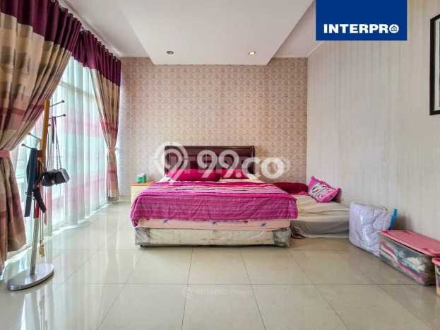 Jual Rumah Luas Elegan Dengan View Eksklusif di Intercon, Jakarta Barat Jual Rumah Luas Elegan Dengan View Eksklusif di Intercon, Jakarta Barat