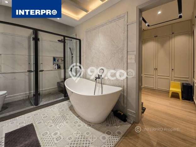 Jual Rumah Luas Elegan Dengan View Eksklusif di Permata Buana, Jakarta Barat Jual Rumah Luas Elegan Dengan View Eksklusif di Permata Buana, Jakarta Barat