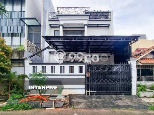 Rumah Asri 4 Kamar View Danau di Permata Buana, Jakarta Barat Rumah Asri 4 Kamar View Danau di Permata Buana, Jakarta Barat