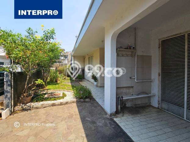 Rumah 1,5 Lantai Siap Huni Terawat di Taman Meruya Ilir Jakbar Rumah 1,5 Lantai Siap Huni Terawat di Taman Meruya Ilir Jakbar