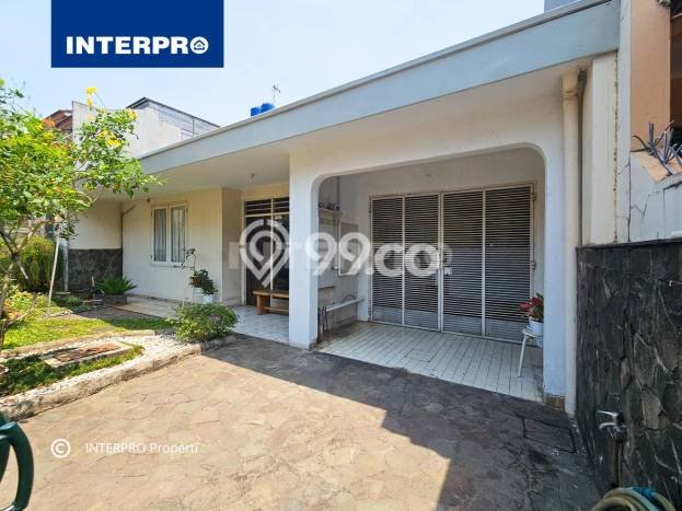 Rumah 1,5 Lantai Siap Huni Terawat di Taman Meruya Ilir Jakbar Rumah 1,5 Lantai Siap Huni Terawat di Taman Meruya Ilir Jakbar