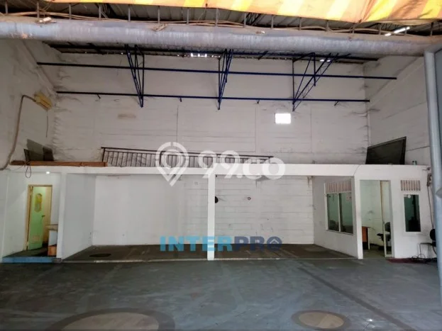Unit Ruko Paling Strategis di Ciledug Tangerang dengan LB 120m2 Unit Ruko Paling Strategis di Ciledug Tangerang dengan LB 120m2