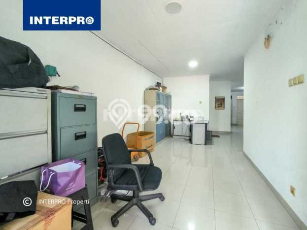 Rumah 2 Lantai Dijual Taman Ratu Indah Lokasi Strategis Lt 132m2 Rumah 2 Lantai Dijual Taman Ratu Indah Lokasi Strategis Lt 132m2