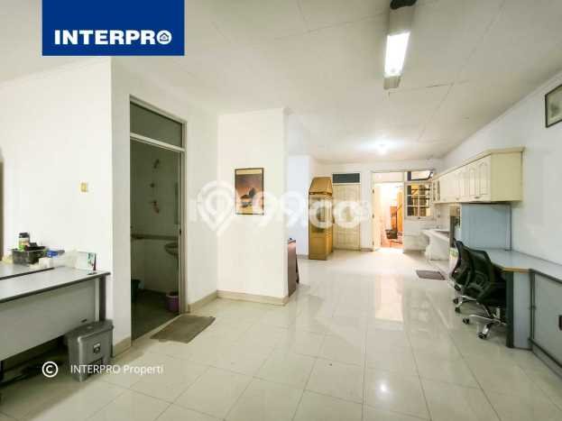 Rumah 2 Lantai Dijual Taman Ratu Indah Lokasi Strategis Lt 132m2 Rumah 2 Lantai Dijual Taman Ratu Indah Lokasi Strategis Lt 132m2