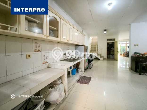 Rumah 2 Lantai Dijual Taman Ratu Indah Lokasi Strategis Lt 132m2 Rumah 2 Lantai Dijual Taman Ratu Indah Lokasi Strategis Lt 132m2