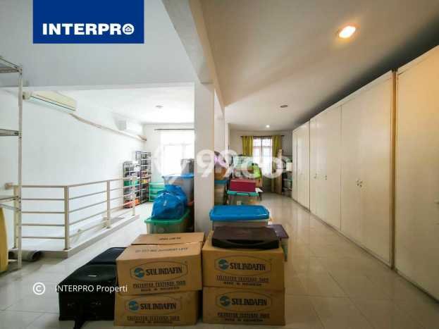 Rumah 2 Lantai Dijual Taman Ratu Indah Lokasi Strategis Lt 132m2 Rumah 2 Lantai Dijual Taman Ratu Indah Lokasi Strategis Lt 132m2