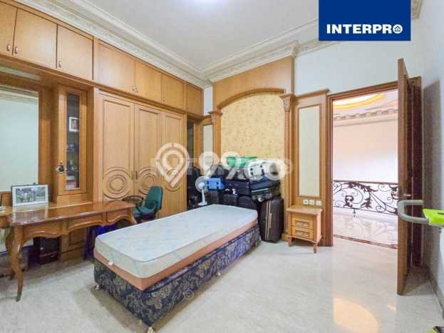 Jual Rumah Mewah Megah Dengan View Cantik di Puri Indah, Jakarta Barat Jual Rumah Mewah Megah Dengan View Cantik di Puri Indah, Jakarta Barat