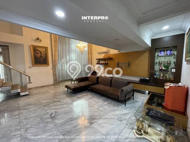 Dijual Rumah Luas Elegan Dengan View Cantik di Intercon, Jakarta Barat Dijual Rumah Luas Elegan Dengan View Cantik di Intercon, Jakarta Barat