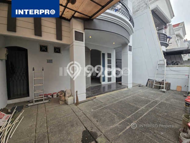 Hunian Elit LB 150m2 Siap Pakai Desain Elegan di Permata Buana, Jakarta Barat Hunian Elit LB 150m2 Siap Pakai Desain Elegan di Permata Buana, Jakarta Barat