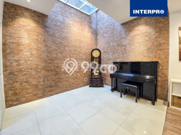 PROMO SPESIAL! Jual Rumah Berkualitas di Permata Buana, Jakarta Barat, Luas Tanah 120m² Luas Bangunan 180m² PROMO SPESIAL! Jual Rumah Berkualitas di Permata Buana, Jakarta Barat, Luas Tanah 120m² Luas Bangunan 180m²