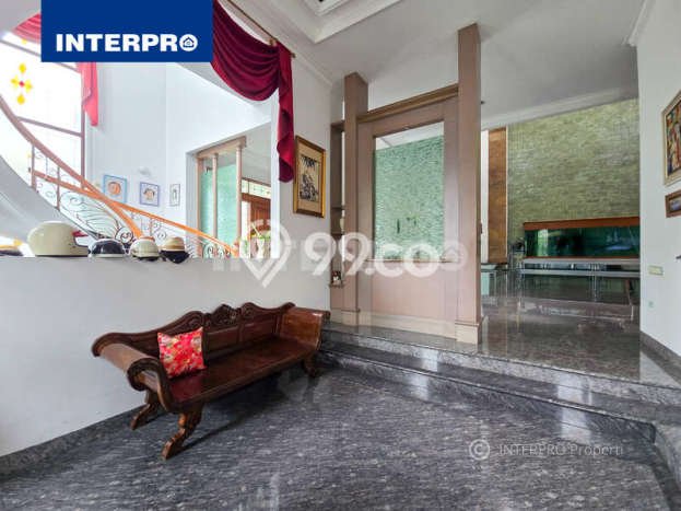 Hunian Elit LB 500m2 Siap Pakai Desain Elegan di Permata Buana, Jakarta Barat Hunian Elit LB 500m2 Siap Pakai Desain Elegan di Permata Buana, Jakarta Barat