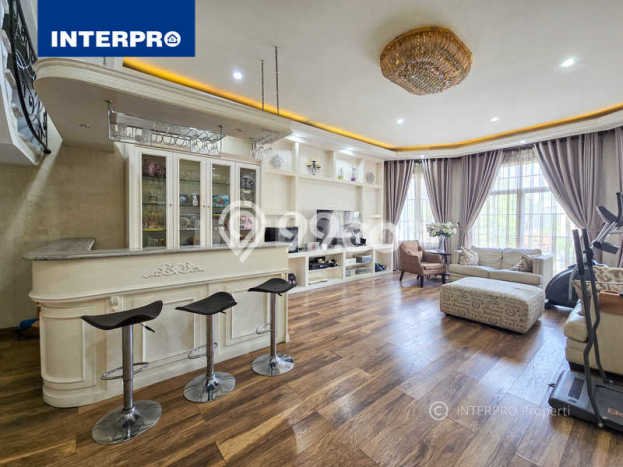 Jual Rumah Mewah Elegan Dengan View Eksklusif di Pantai Indah Kapuk, Jakarta Utara Jual Rumah Mewah Elegan Dengan View Eksklusif di Pantai Indah Kapuk, Jakarta Utara