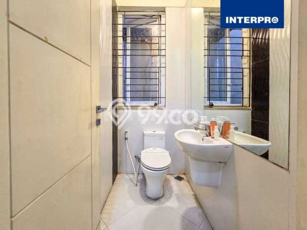 Hunian Nyaman 3 KT di Puri Indah, Jakarta Barat - Luas Tanah 140m² Hunian Nyaman 3 KT di Puri Indah, Jakarta Barat - Luas Tanah 140m²