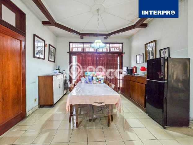 Hot Offer Hunian Mewah Ideal dan Luas di Kebon Jeruk, Jakarta Barat Hot Offer Hunian Mewah Ideal dan Luas di Kebon Jeruk, Jakarta Barat