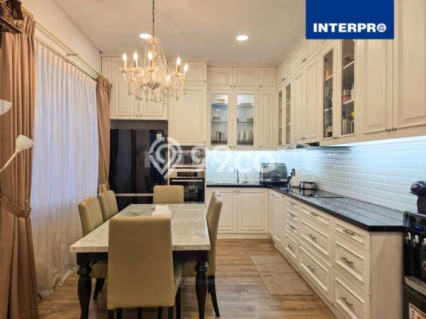 PROMO SPESIAL! Jual Rumah Berkualitas di Permata Buana, Jakarta Barat, Luas Tanah 120m² Luas Bangunan 180m² PROMO SPESIAL! Jual Rumah Berkualitas di Permata Buana, Jakarta Barat, Luas Tanah 120m² Luas Bangunan 180m²