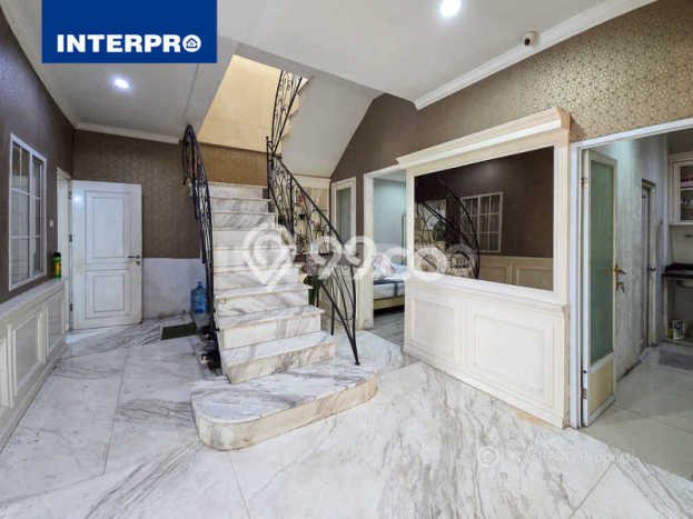 Jual Rumah Mewah Elegan Dengan View Eksklusif di Pantai Indah Kapuk, Jakarta Utara Jual Rumah Mewah Elegan Dengan View Eksklusif di Pantai Indah Kapuk, Jakarta Utara