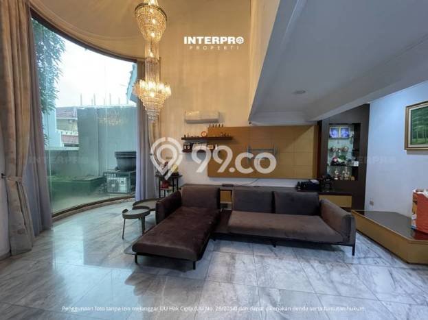 Dijual Rumah Luas Elegan Dengan View Cantik di Intercon, Jakarta Barat Dijual Rumah Luas Elegan Dengan View Cantik di Intercon, Jakarta Barat