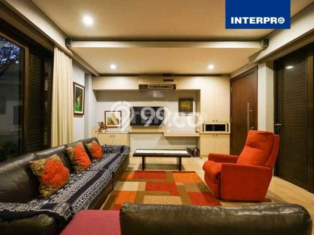 Ready to Use! Premium House LT 400m2 Desain Modern di Permata Buana Ready to Use! Premium House LT 400m2 Desain Modern di Permata Buana