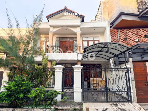 For Sale! Luxury House LT 160m2 Desain Elegan di Permata Buana For Sale! Luxury House LT 160m2 Desain Elegan di Permata Buana