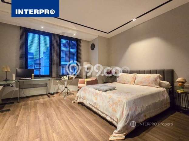 Jual Rumah Luas Elegan Dengan View Eksklusif di Permata Buana, Jakarta Barat Jual Rumah Luas Elegan Dengan View Eksklusif di Permata Buana, Jakarta Barat