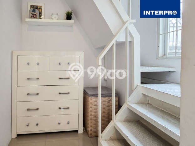 PROMO SPESIAL! Jual Rumah Berkualitas di Permata Buana, Jakarta Barat, Luas Tanah 120m² Luas Bangunan 180m² PROMO SPESIAL! Jual Rumah Berkualitas di Permata Buana, Jakarta Barat, Luas Tanah 120m² Luas Bangunan 180m²